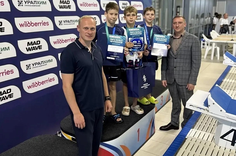 Саратовские прыгуны в воду завоевали медали «Лиги юных чемпионов» 