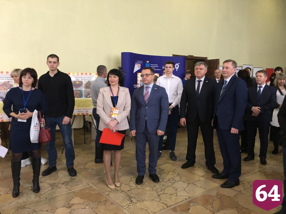 Саратовские предприниматели выращивают пиявок и делают «дома на колесах»