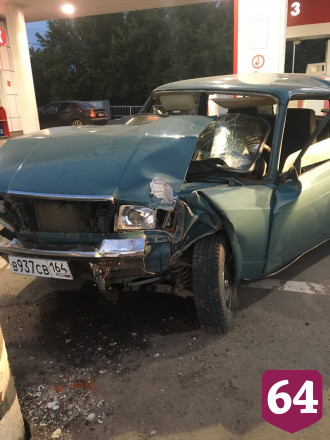 Водитель «Лады» устроил ДТП на автозаправке