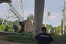 Под Саратовом грузовик упал с моста на железную дорогу