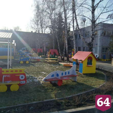  В новом детском саду Саратова малышам выдадут грабли и лопаты