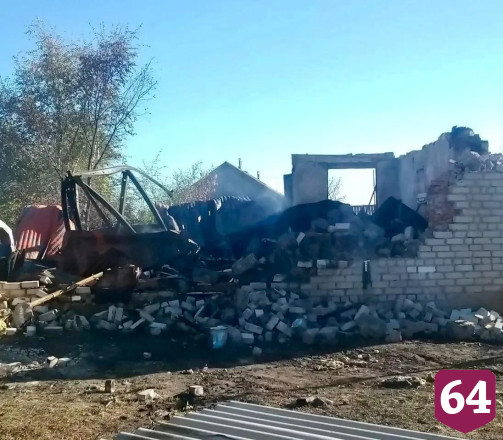 На пожаре в саратовском селе обгорел мужчина