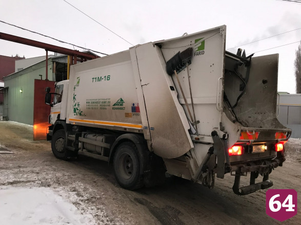 Аномальные морозы не нарушили график вывоза мусора в Саратовской области