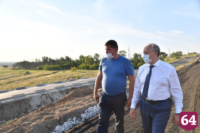 Под Саратовом из-за жалоб жителей на пробки ускорят ремонт трассы