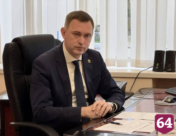 Жители пожаловались главе района на УК и демонтаж ларька