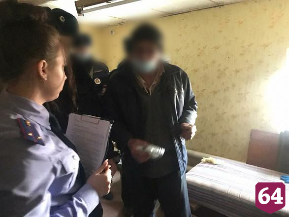 Саратовец задушил друга за чрезмерное курение