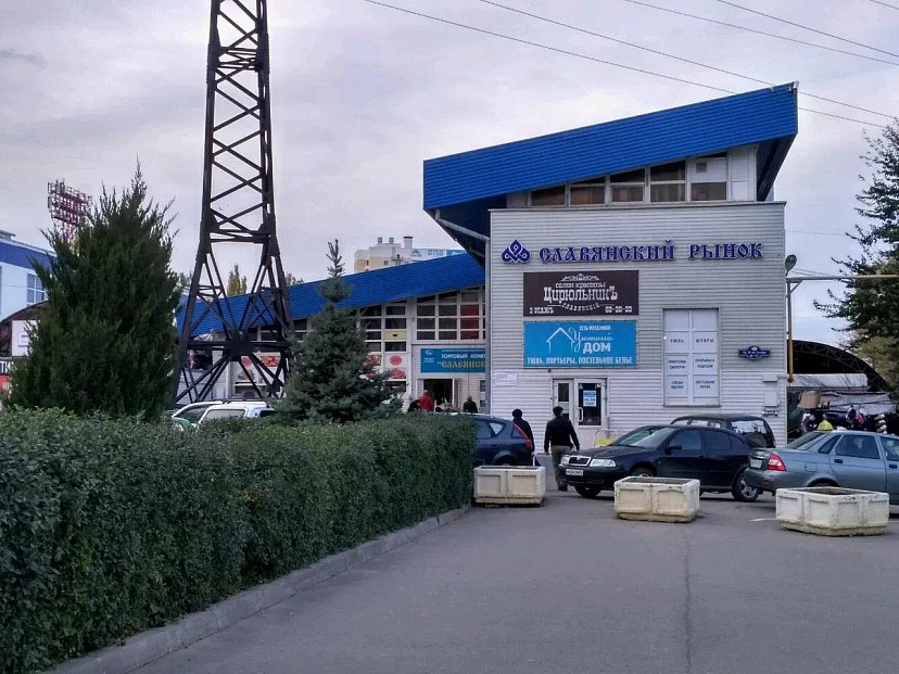 В Саратове судятся из-за зданий в охранной зоне высоковольтной линии