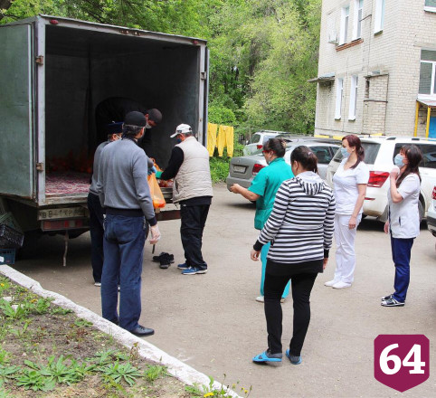 Мусульмане доставили продукты работающим в «красной зоне» врачам