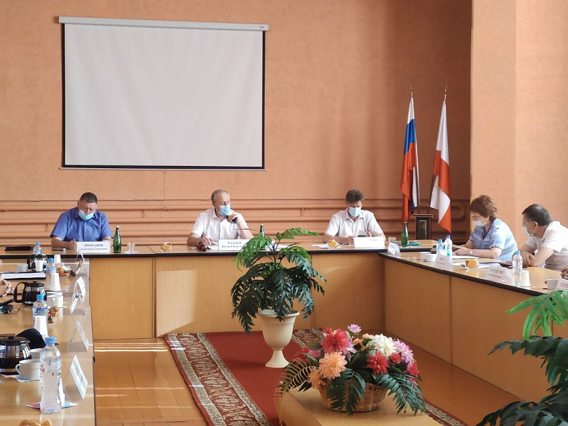 Министр предложила компенсировать аграриям затраты на покупку кормов