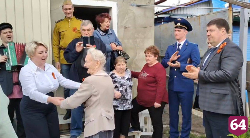 В Саратове 100-летие отметила медсестра Великой Отечественной 