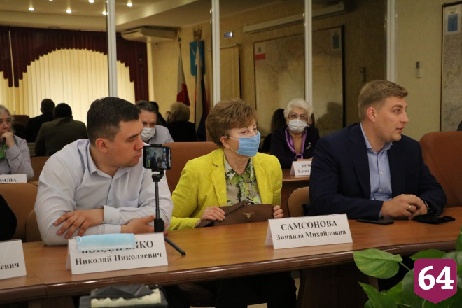 Прокуратура указала мэрии на недоработки в озеленении Саратова  