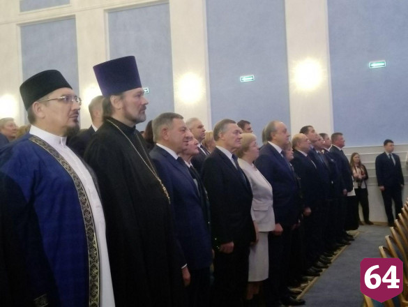 В День Конституции саратовский губернатор рассказал о важности общения с населением 