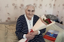 Саратовскую труженицу тыла в 98 лет радуют 9 правнуков