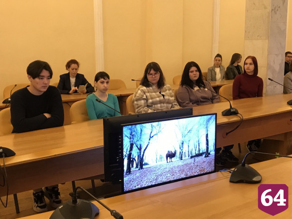 Саратовские студенты дискутировали на тему свалок