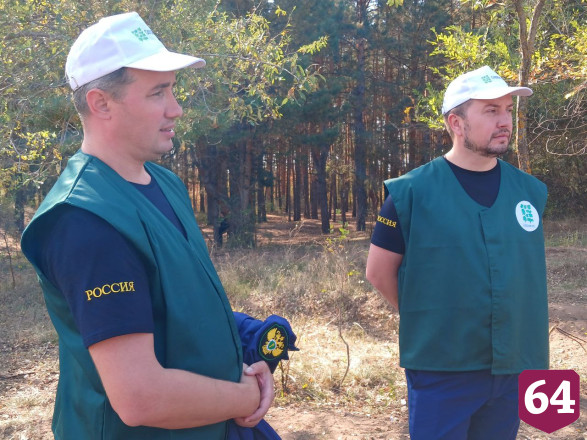 Участнице лесопосадочных работ под Саратовом вручили приз Росприроднадзора