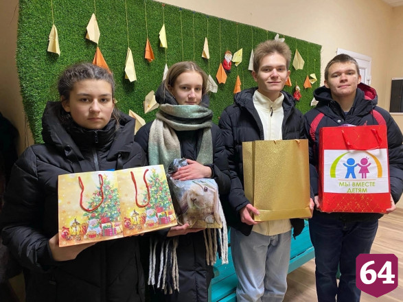 Саратовцы собрали «коробки храбрости» для детей в больницах