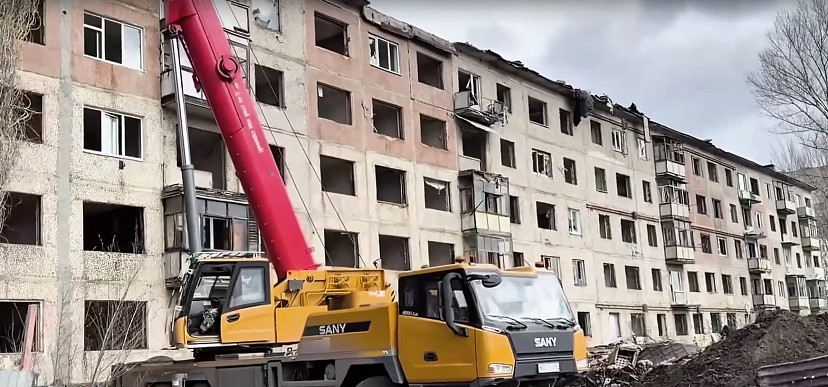 В Саратове снесли 20 аварийных домов