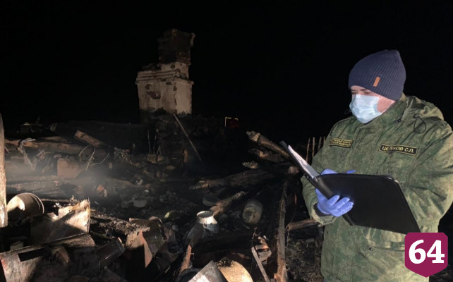 Увеличилось число погибших на пожаре под Саратовом