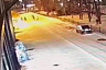 В Саратове в массовой драке у торгового центра порезали двух подростков