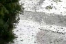 Жители Саратова из-за крупного града боялись выйти на улицу
