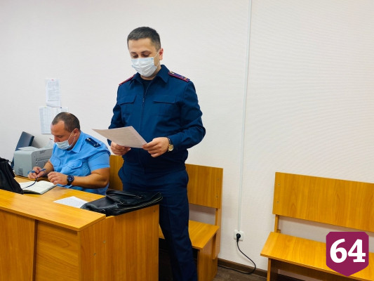 Приезжий из Брянска обворовал спящих саратовцев и бросился в бега