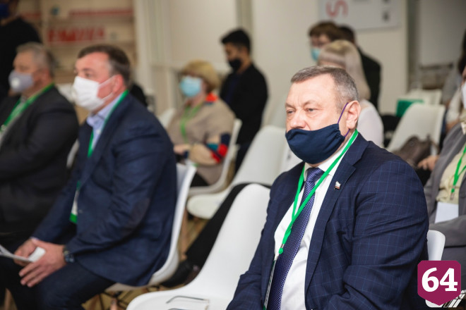 В Саратове обсуждают экологическое благополучие России