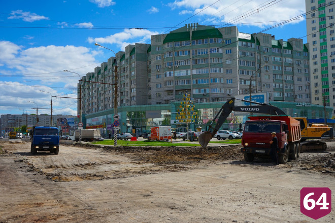 В Энгельсе проблему пробок решают с помощью регулировки светофоров
