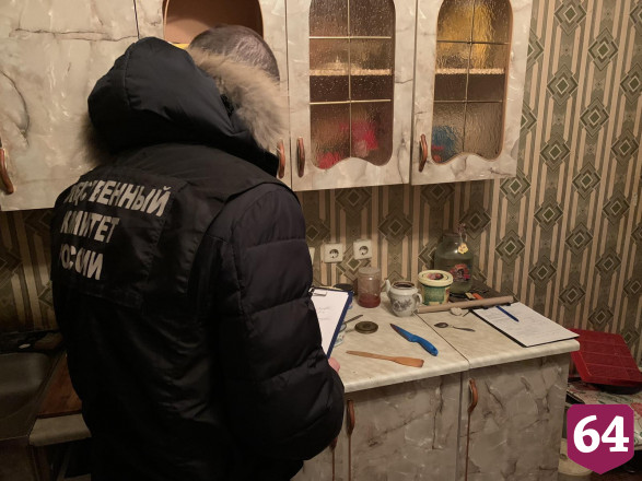 В многоэтажке на Блинова зарезали мужчину