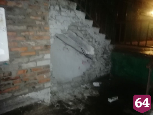 Женщина задушила бывшего любовника шнуром и спрятала труп в подвале