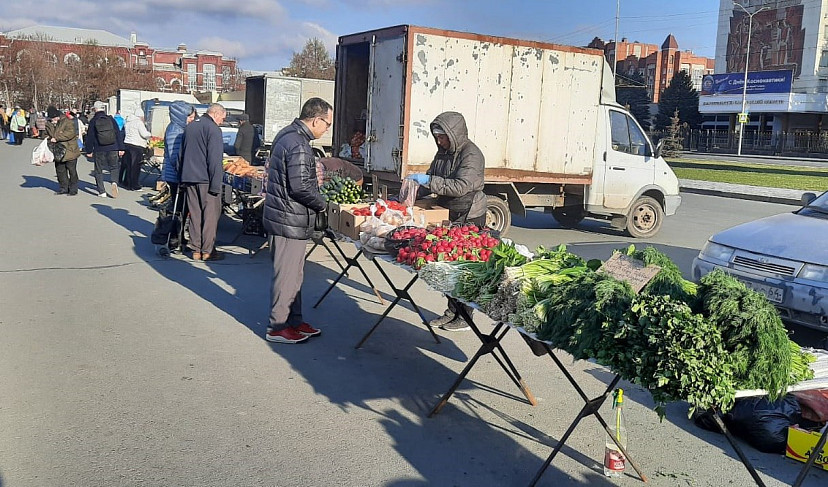 Жителям Саратова напомнили о ярмарках выходного дня 