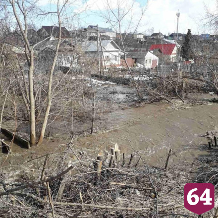 Из-за паводка эвакуированы жильцы трех домов поселка под Саратовом