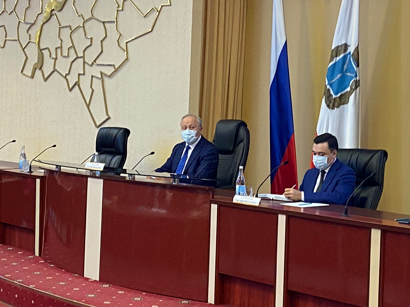 Губернатор указал на плохое планирование реконструкции площади Кирова 