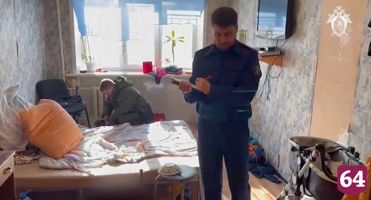 Изрезавшую 5-летнего сына жительницу Энгельса признали невменяемой