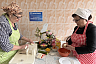Саратовцев на мастер-классе научили готовить пасхальную закуску из яиц