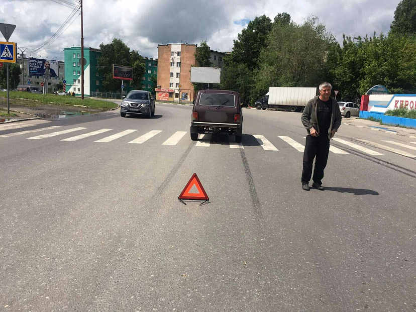 «Нива» сбила женщину на пешеходном переходе