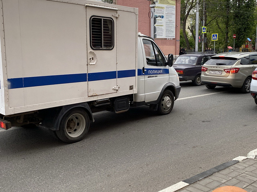 Мошенники обманули подростка из Саратова при покупке кофты