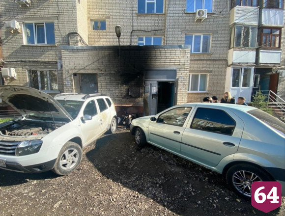 На Большой Горной ночью сгорели 2 иномарки 