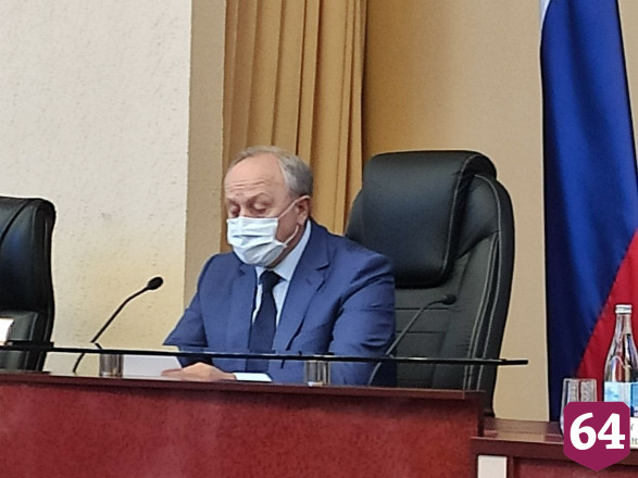 Саратовский губернатор потребовал подготовить школы к работе в пандемию   