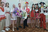Саратовские молодожены вяжут свадебные букеты и вышивают на фате