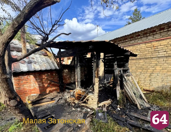 В Саратове пенсионерка и 17-летняя девушка пострадали на пожарах в банях