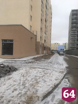 В Саратове школьник упал в открытый люк с водой 