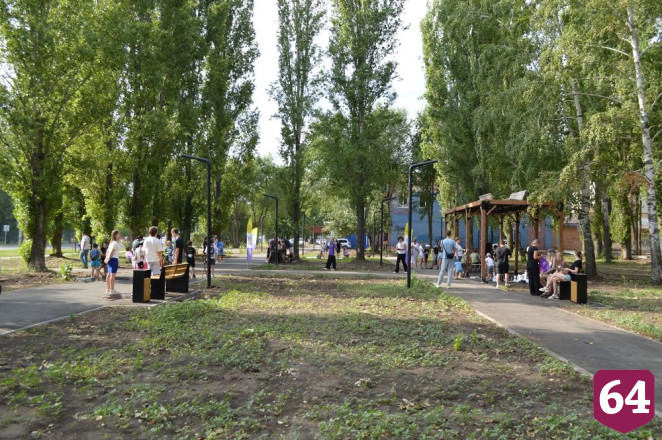 В городе на месте пустыря разбили новый сквер 