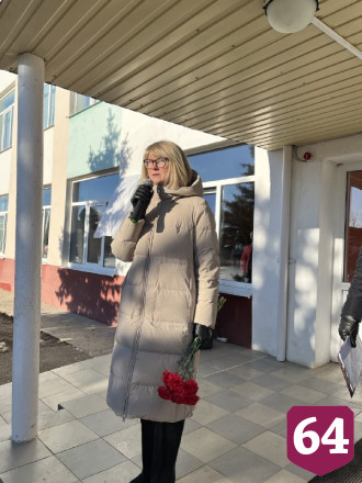 В Алгае открыли мемориальную доску погибшему в СВО бойцу