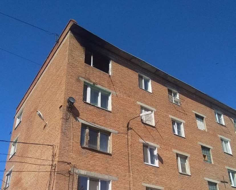 Из горящей пятиэтажки под Саратовом эвакуировали 36 человек