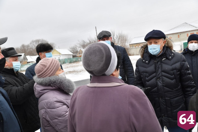 Губернатор поручил построить причал на берегу Волги 