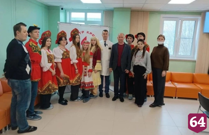 Более 200 жителей Саратовской области сдали кровь в День донора