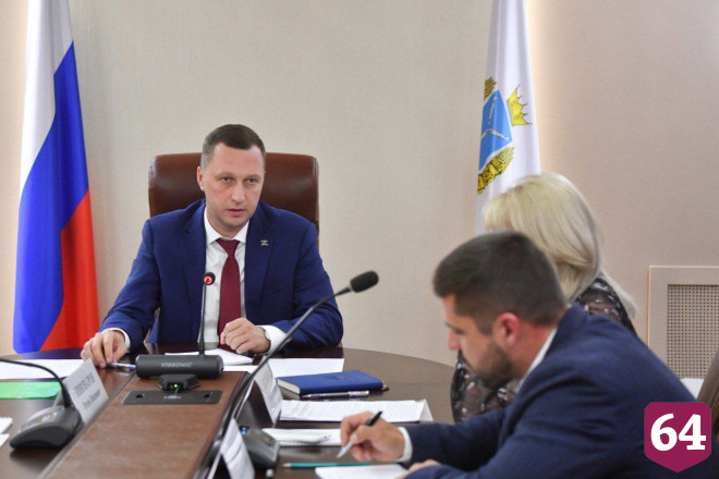 Губернатор поручил возобновить речные перевозки в Саратовской области 