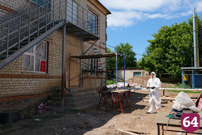 В райцентре Саратовской области ремонтируют Дом культуры и школу искусств 