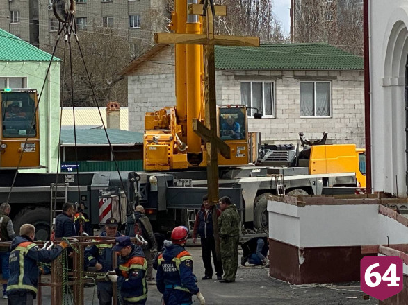 Саратовский спасатель на высоте рассказал об уникальной операции на куполе храма