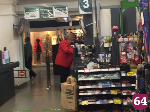 Саратовцы рискуют заболеть коронавирусом при покупке продуктов